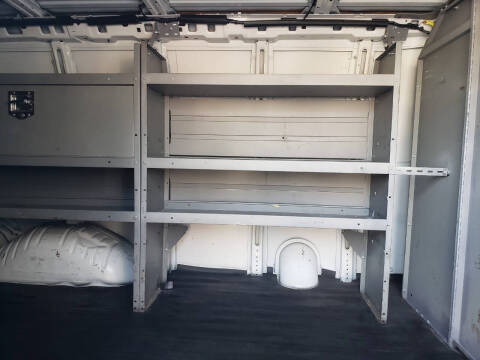 2024 GMC Savana 2500