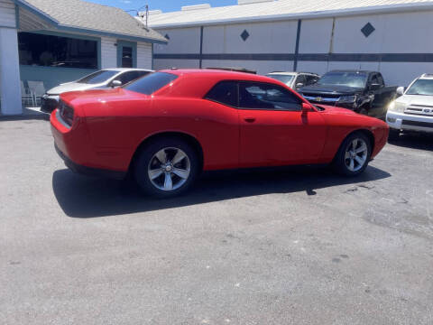 2015 Dodge Challenger SXT