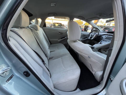 2012 Toyota Prius Three