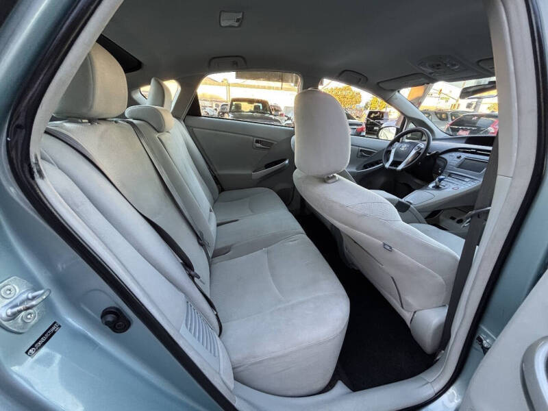 2012 Toyota Prius Three