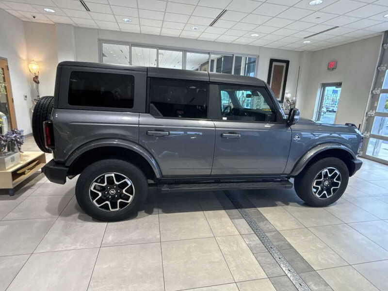 2022 Ford Bronco Outer Banks Advanced