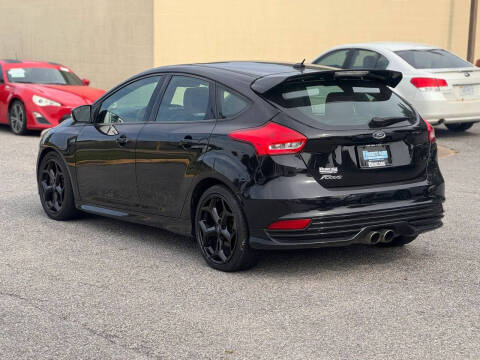 2017 Ford Focus ST