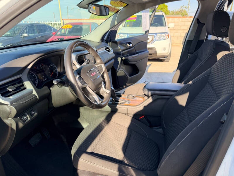 2018 GMC Acadia SLE-1