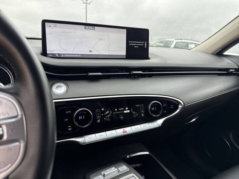 2025 Genesis GV70 2.5T Standard