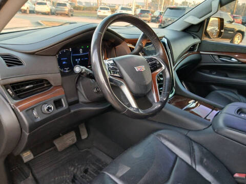 2019 Cadillac Escalade Standard