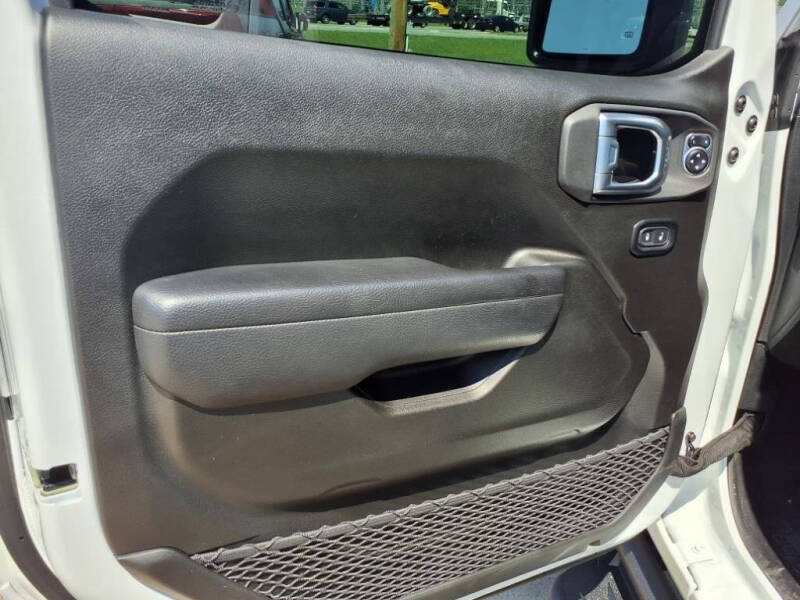 2024 Jeep Gladiator Mojave