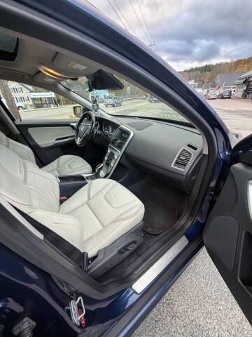 2015 Volvo XC60 T6 Platinum