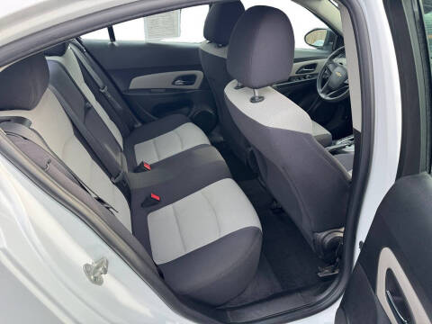 2014 Chevrolet Cruze LS Auto