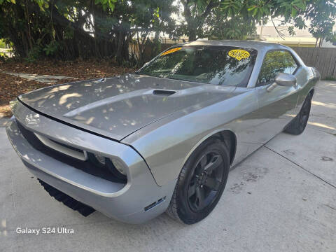 2014 Dodge Challenger SXT