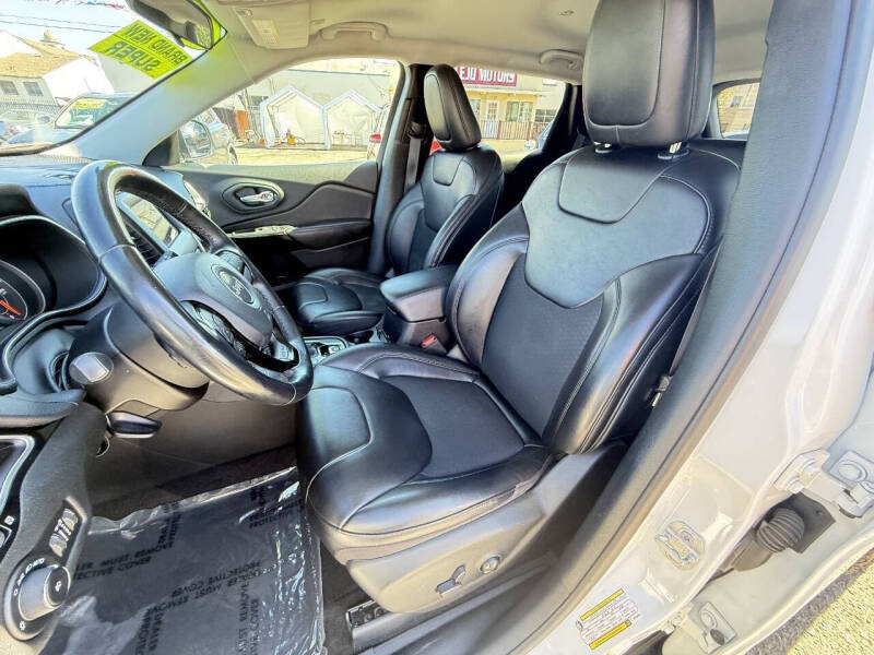 2020 Jeep Cherokee Latitude Plus