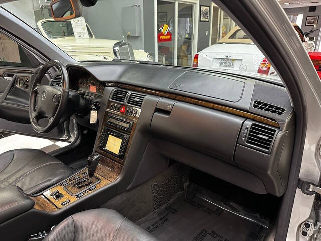 2002 Mercedes-Benz E-Class E 55 AMG