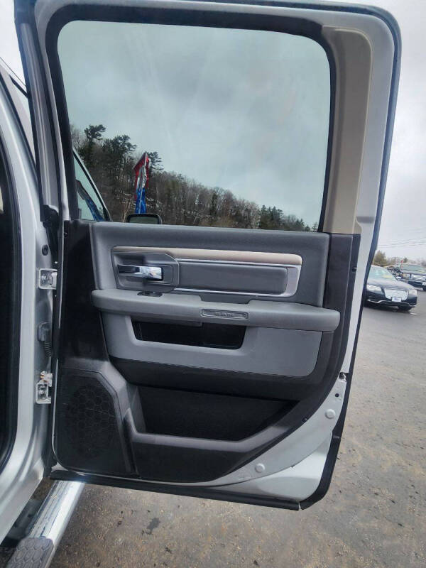 2014 RAM 1500 SLT
