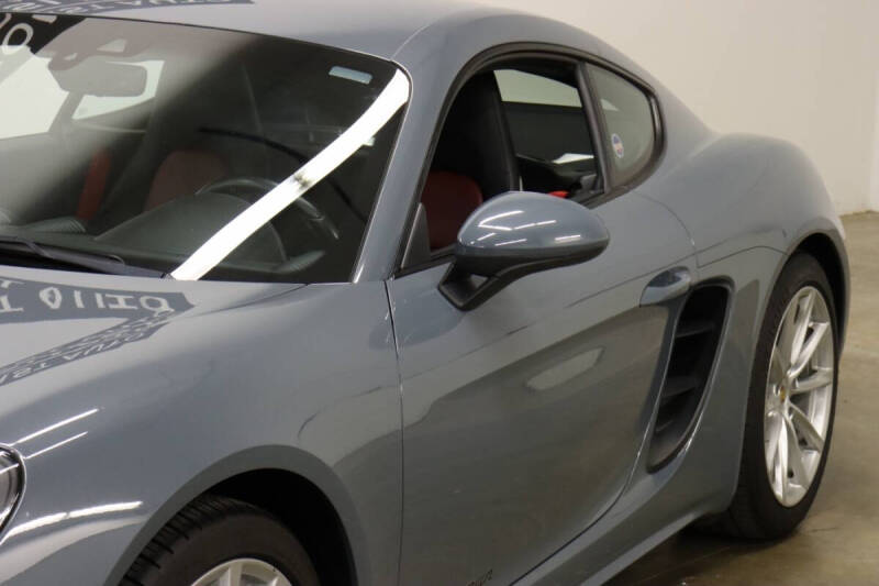 2018 Porsche 718 Cayman