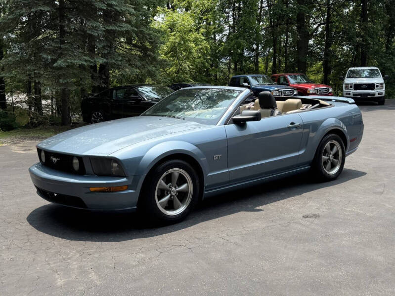 2005 Ford Mustang GT Premium
