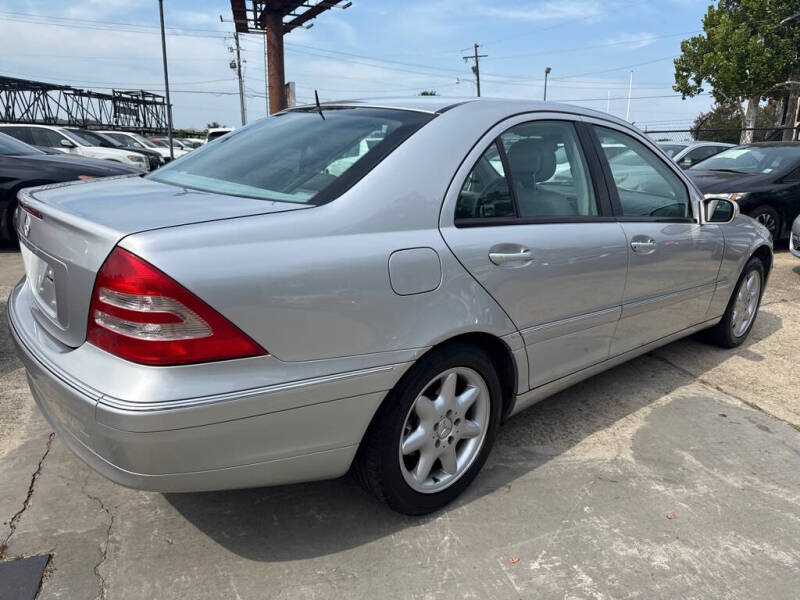 2002 Mercedes-Benz C-Class C 240