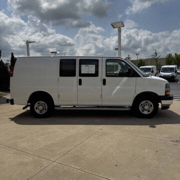 2023 Chevrolet Express 2500