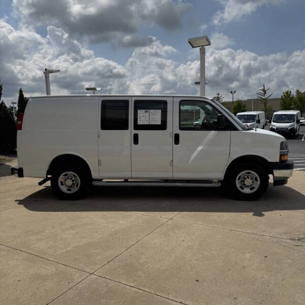 2023 Chevrolet Express 2500