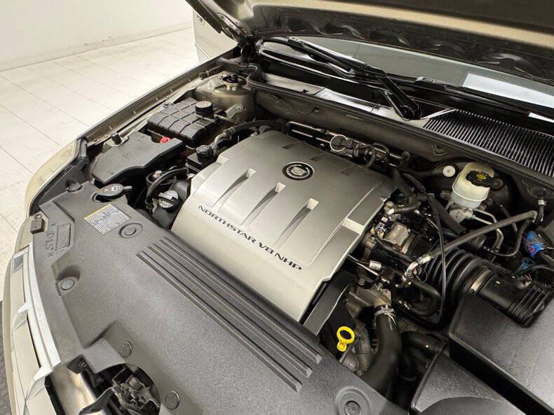 2010 Cadillac DTS Luxury Collection