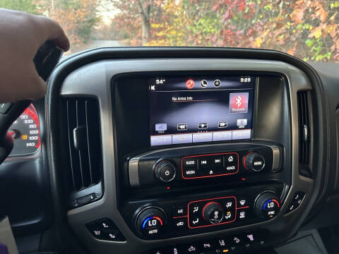 2015 GMC Sierra 2500HD Denali