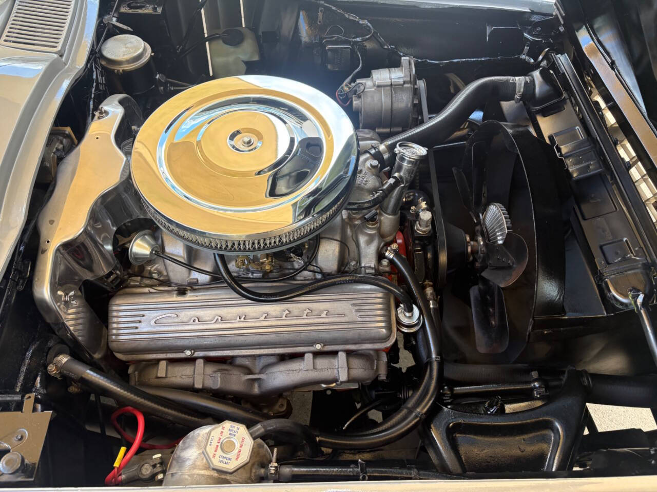 1966 Chevrolet Corvette 43