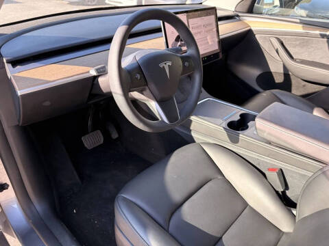 2025 Tesla Model Y Long Range