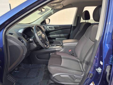 2020 Nissan Pathfinder S