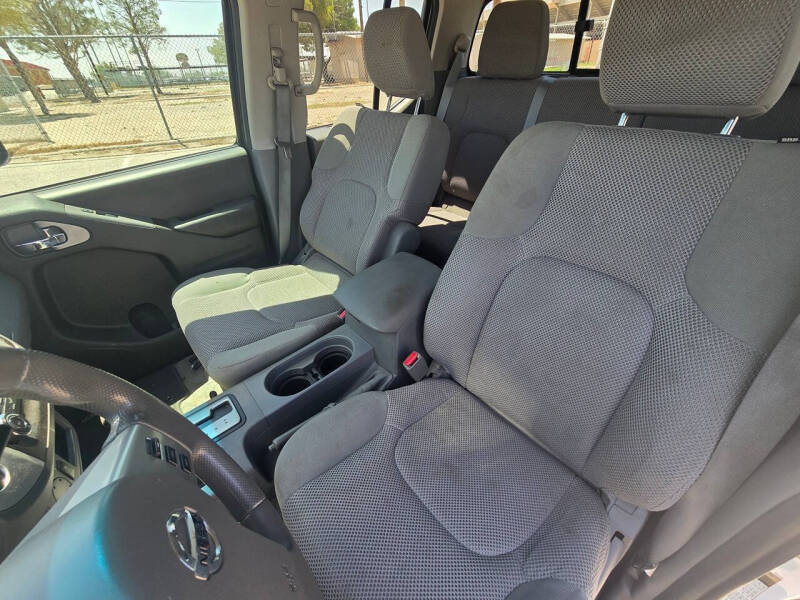 2017 Nissan Frontier S