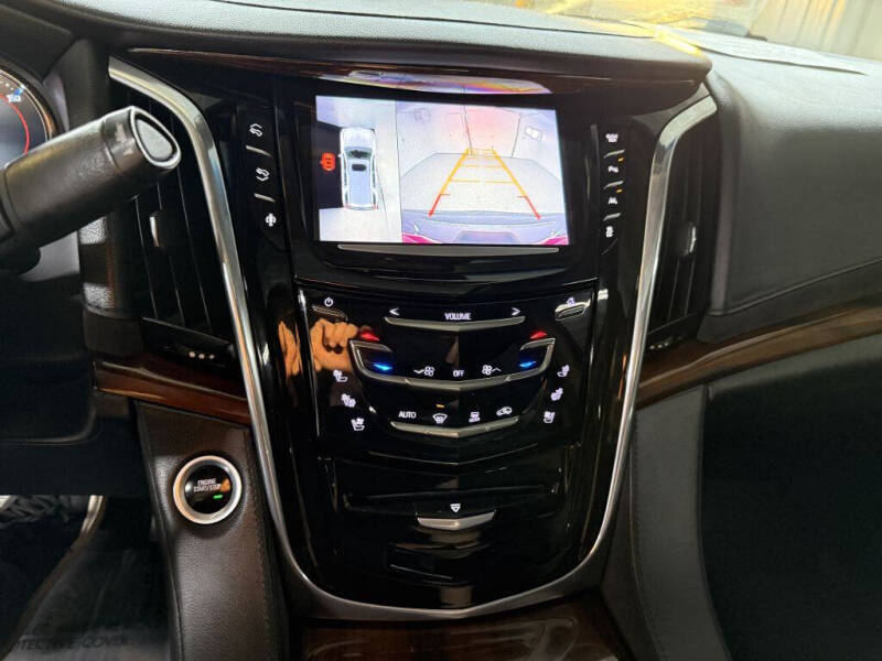 2016 Cadillac Escalade ESV Luxury Collection