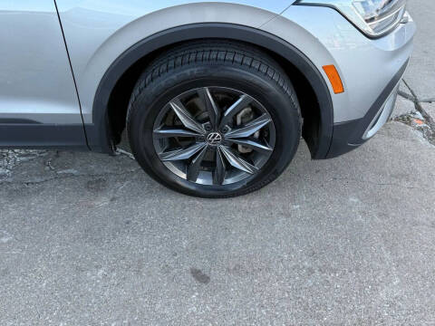 2023 Volkswagen Tiguan SE 4Motion