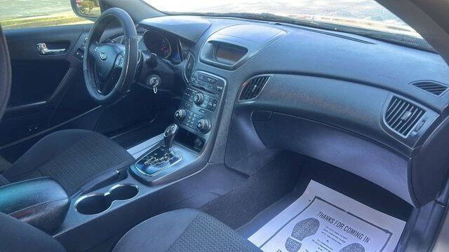 2011 Hyundai Genesis Coupe 2.0T