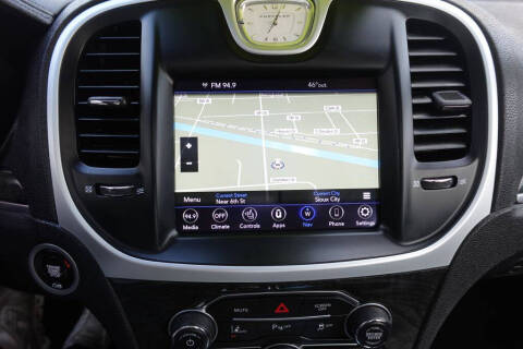 2023 Chrysler 300 Touring L