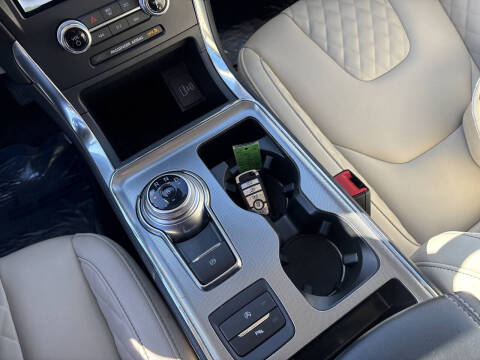 2024 Ford Edge Titanium