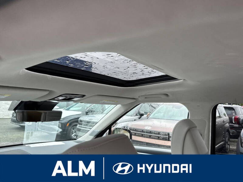 2025 Hyundai Santa Fe Hybrid Calligraphy