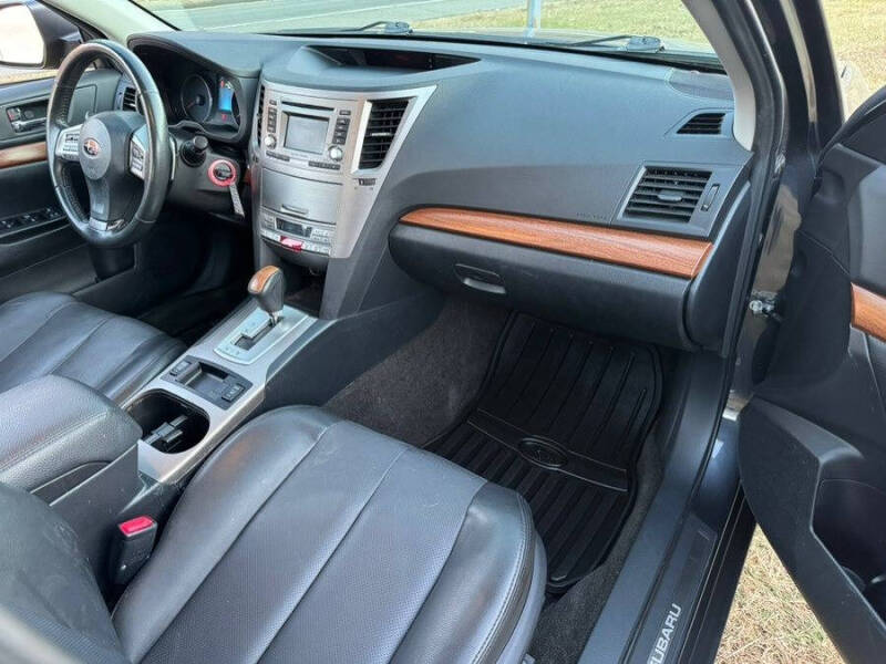 2013 Subaru Outback 3.6R Limited