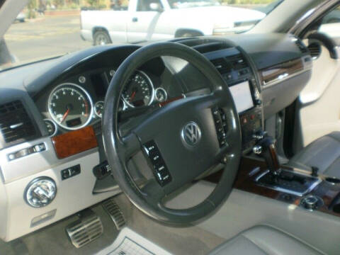 2004 Volkswagen Touareg V8