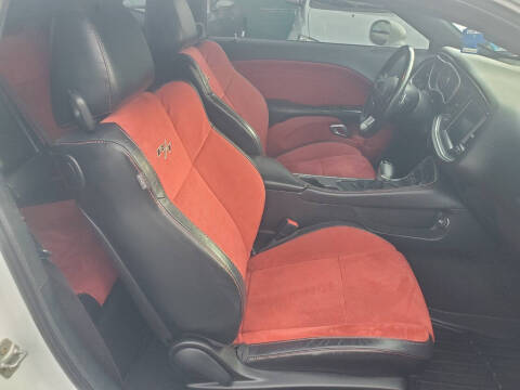 2015 Dodge Challenger R/T Plus