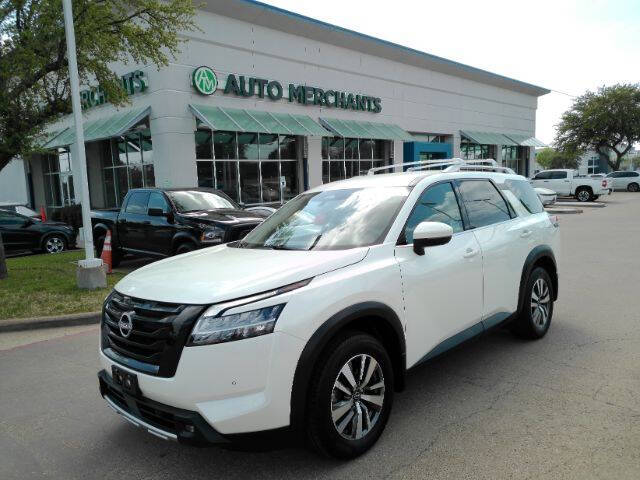 2022 Nissan Pathfinder SL