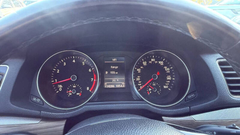 2016 Volkswagen Passat