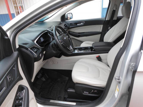 2019 Ford Edge Titanium