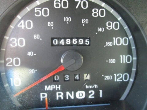 2004 Ford Crown Victoria S