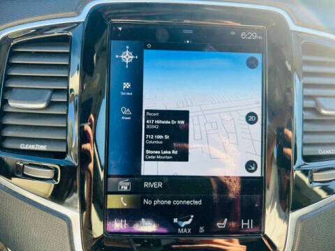 2016 Volvo XC90 T6 Momentum