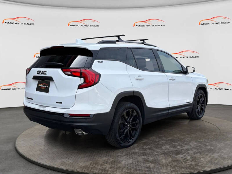 2020 GMC Terrain SLT