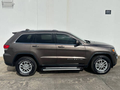 2018 Jeep Grand Cherokee Laredo
