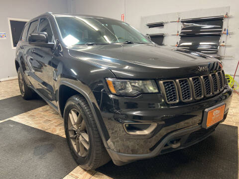2016 Jeep Grand Cherokee for sale at TOP SHELF AUTOMOTIVE in Newark NJ