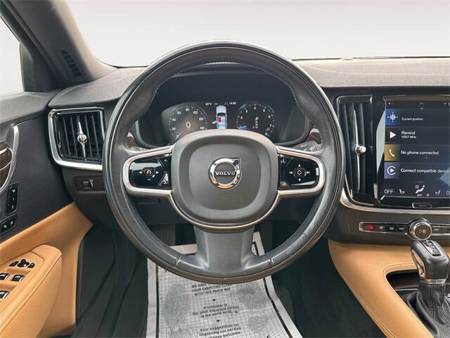 2018 Volvo S90 T5 Momentum