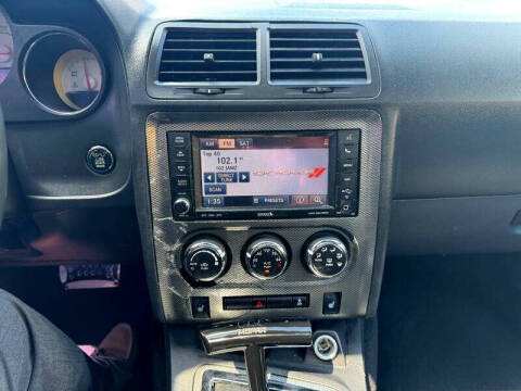 2011 Dodge Challenger R/T Plus