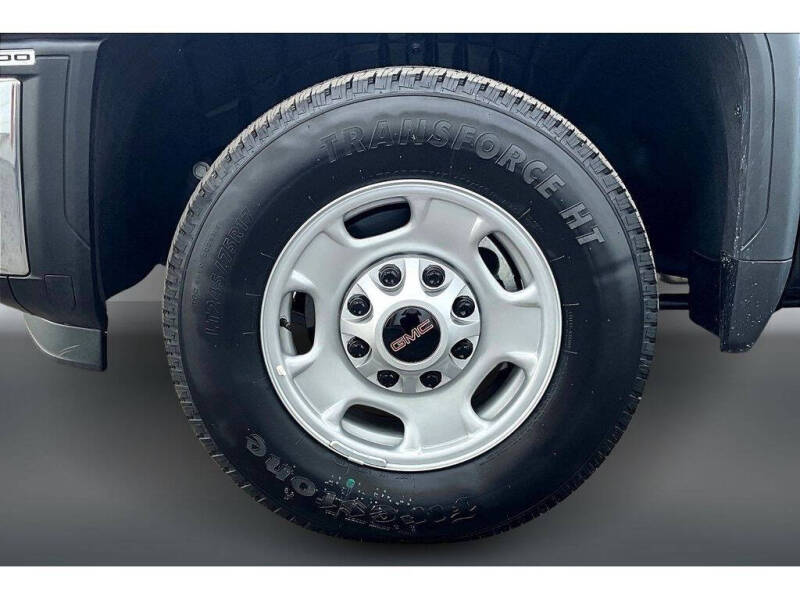 2025 GMC Sierra 2500HD Pro