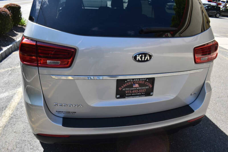 2019 Kia Sedona EX