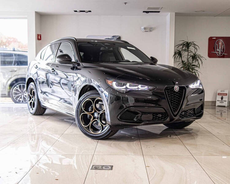 2025 Alfa Romeo Stelvio