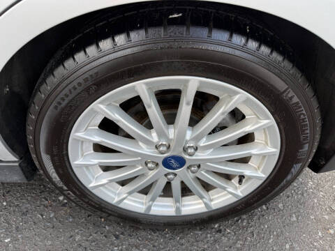 2013 Ford C-MAX Hybrid SEL